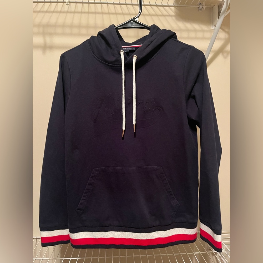 Women’s Navy Tommy Hilfiger Hoodie with Red and White Accents. Size M